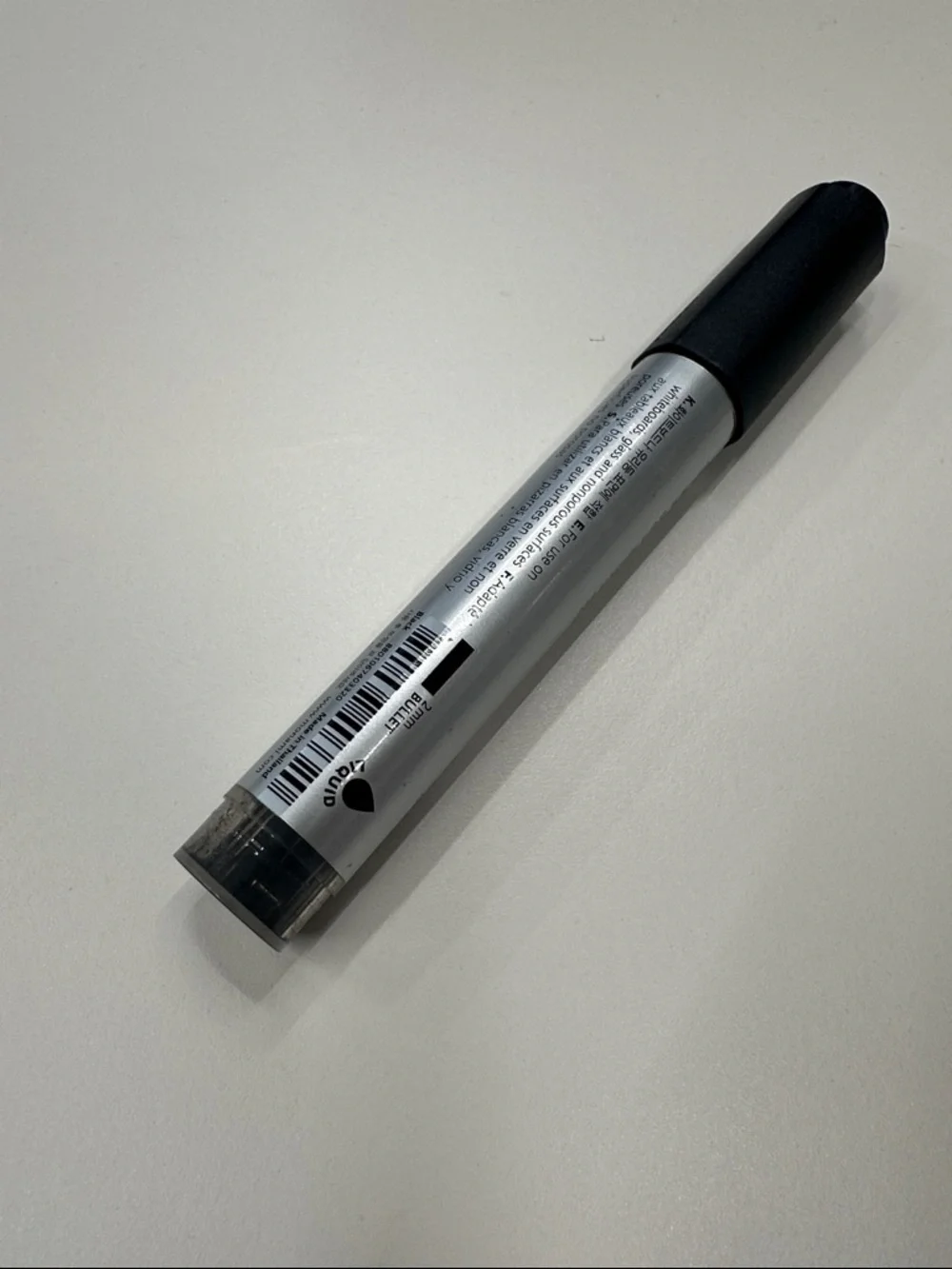 Black and Silver Marker